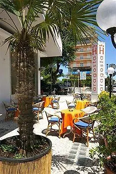 Hotel Aragosta Cattolica
